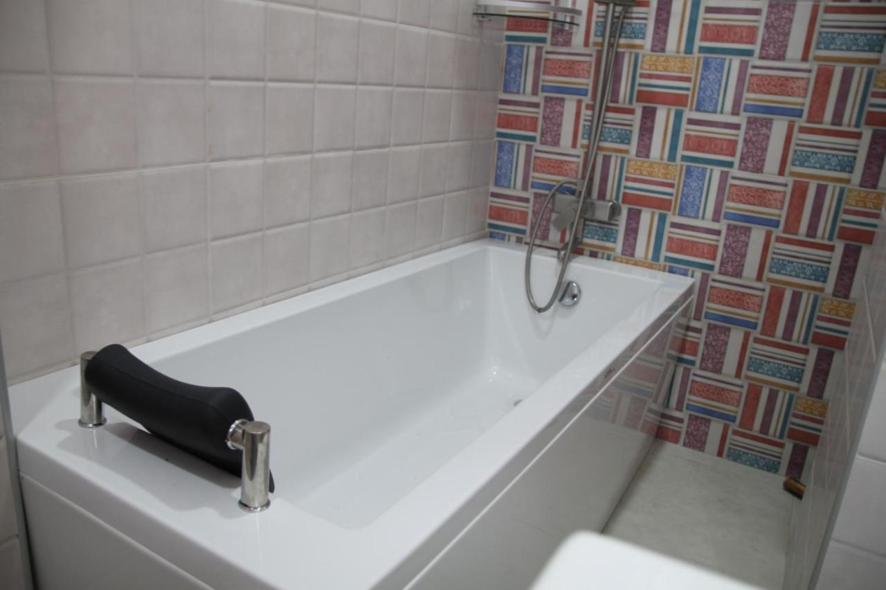 Cozy Apartment In Vake تبليسي المظهر الخارجي الصورة